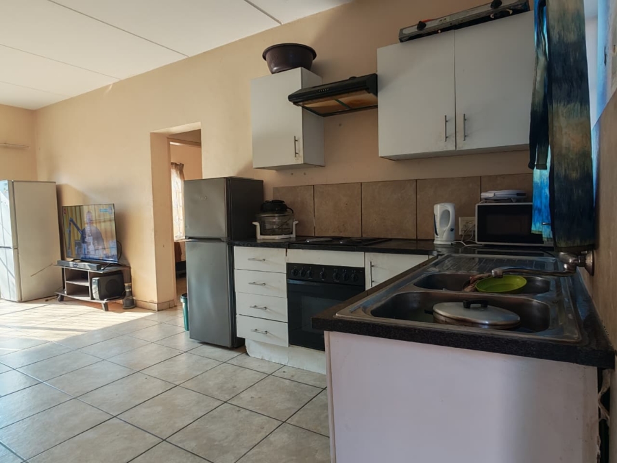 2 Bedroom Property for Sale in Rustenburg Central North West